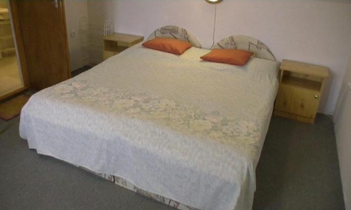 Apartman Berki Margit Heviz Quarto foto